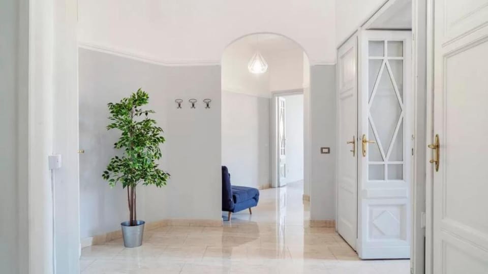 Classbnb - 4 Apartments - Milano Garibaldi - 5 min to Moscova M2 Green Line Apartment in Milan