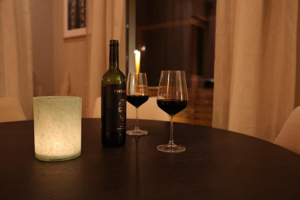 Kjos Nordic Retreat Hot Tub and Sauna Bed and Breakfast in Greater Reykjavik