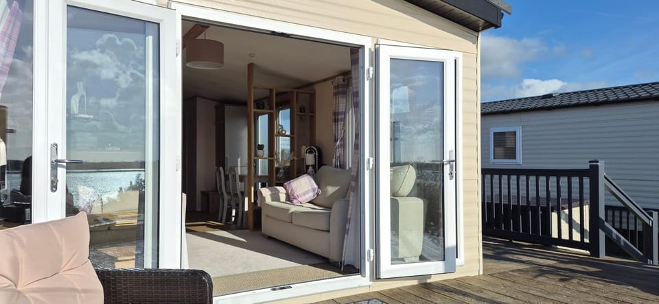 Lakeside Lodge - Sea Swallow House in Barrow-in-Furness District