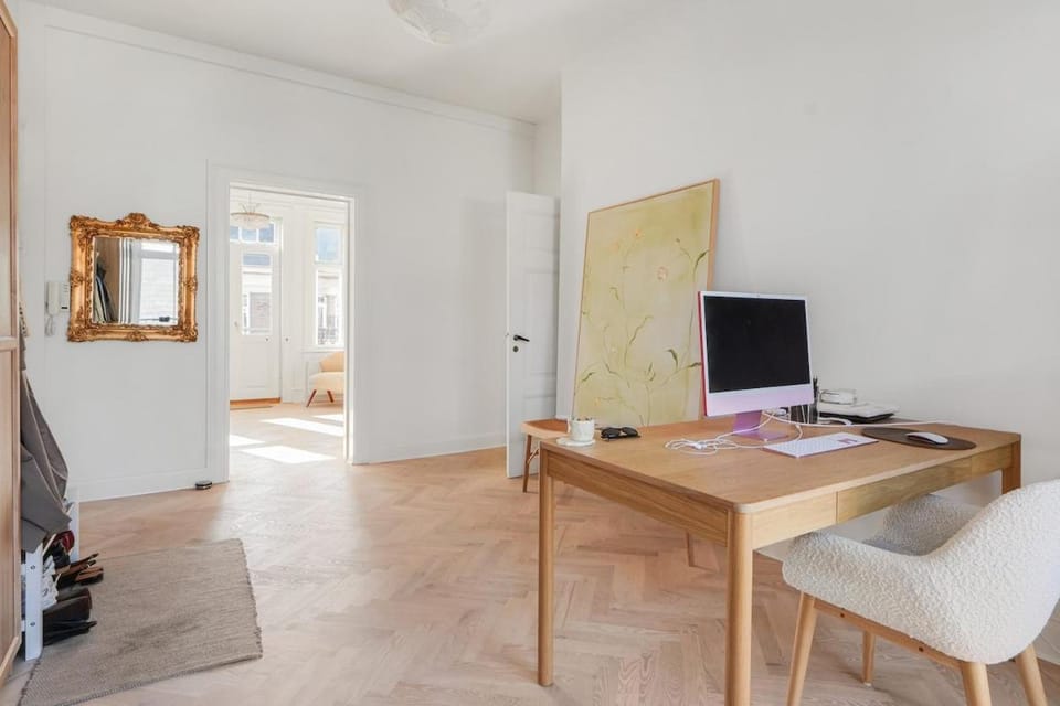 Fantastisk herskabslejlighed i hjertet af KBH Apartment in Frederiksberg