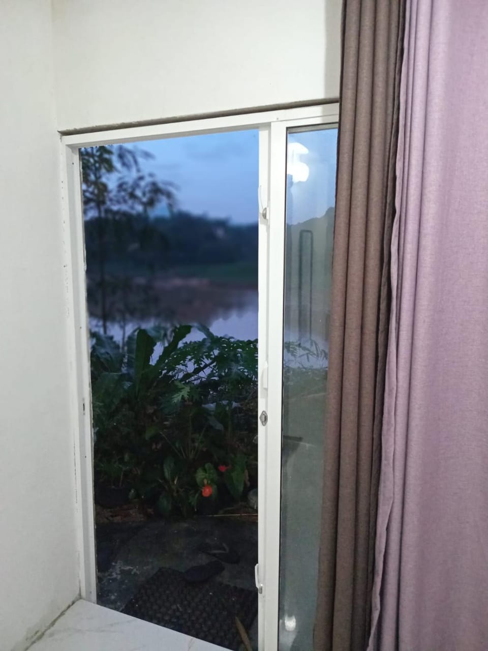 Sadhara River View Lodge Apartment in Kandy