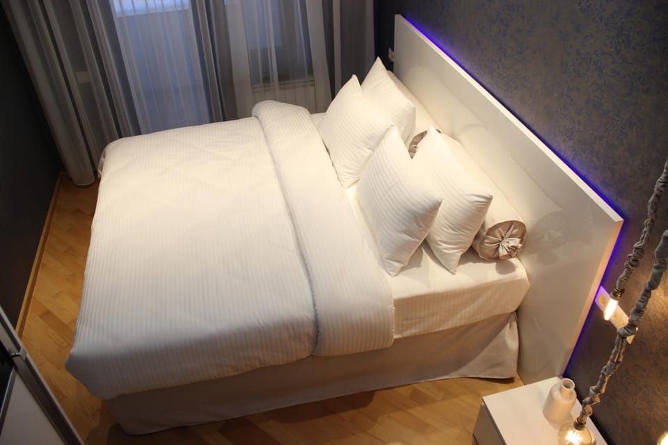 Decorative detail, Bedroom