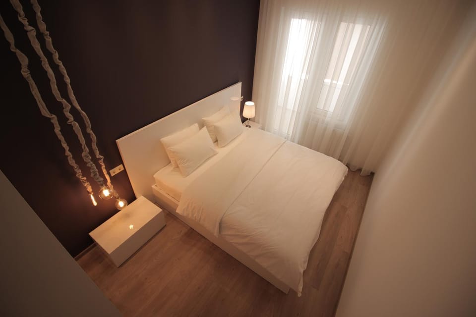 Decorative detail, Bedroom