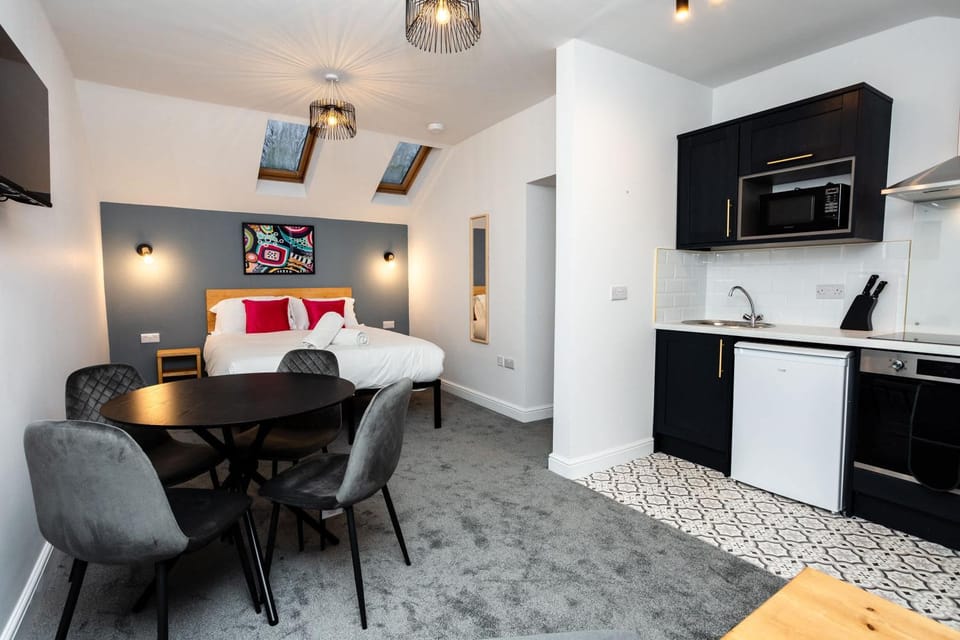 Loft-Style Studio with Skylights and Parking Apartment in Doncaster