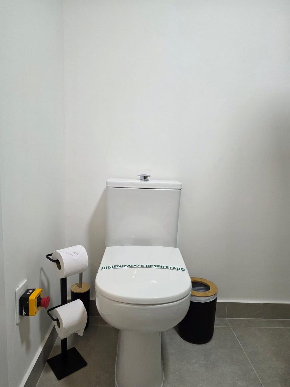 Toilet, Bathroom, Public Bath