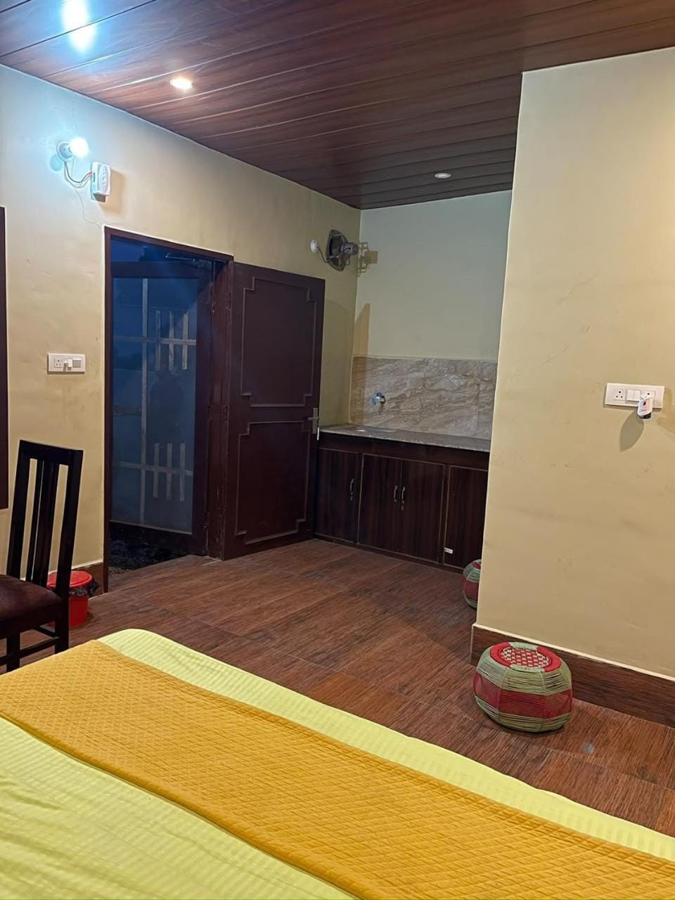 Kitchen or kitchenette, Photo of the whole room