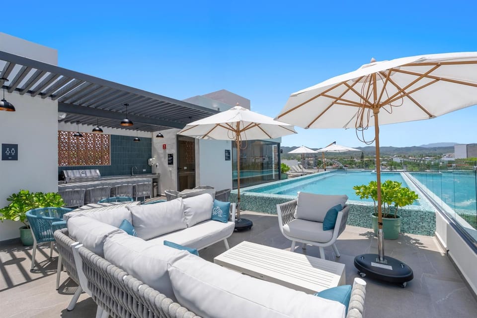 Property building, Patio, Day, Balcony/Terrace, Pool view, Swimming pool