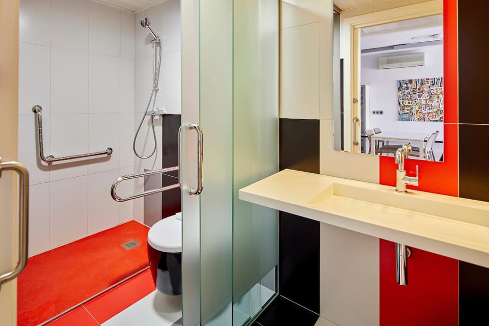 Shower, Bathroom