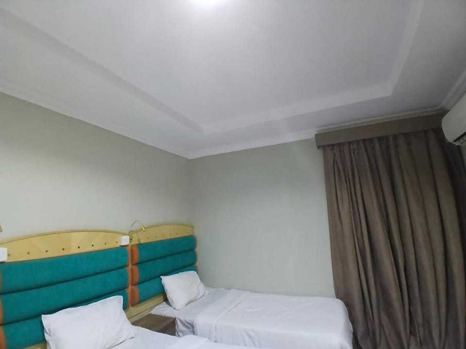 Al Mubarouk Madinah Skyline Apartment in Medina
