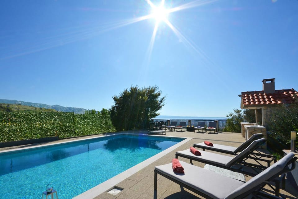 Day, View (from property/room), Mountain view, Pool view, sunbed