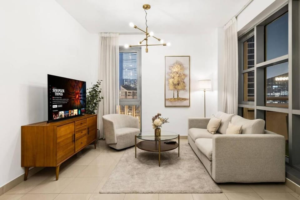 FIRST CLASS 1BR Elegant Dubai Skyline Apartment in Dubai