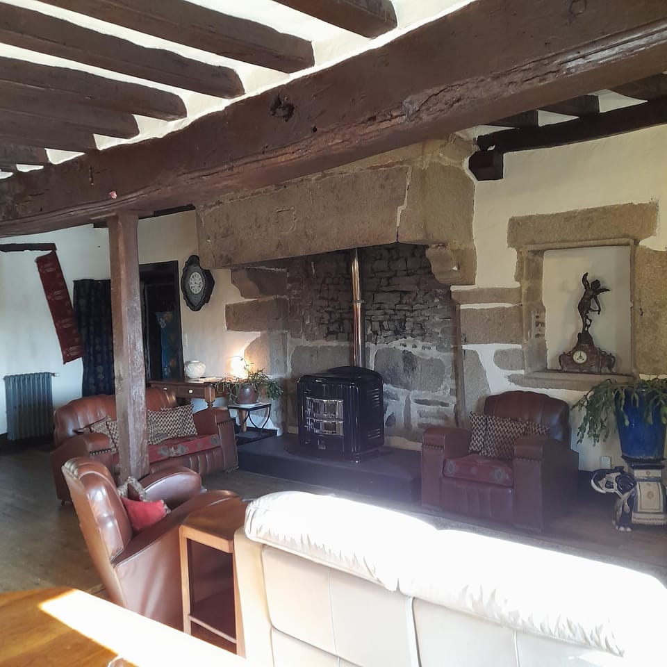 Living room, Seating area, flat iron