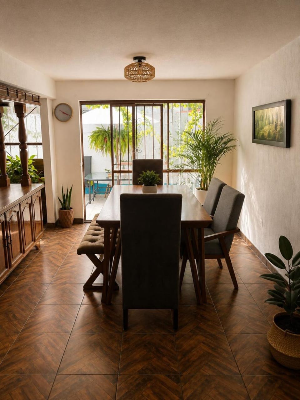 Westeros-Private room 2 beds 1 private bathroom Vacation rental in Leon