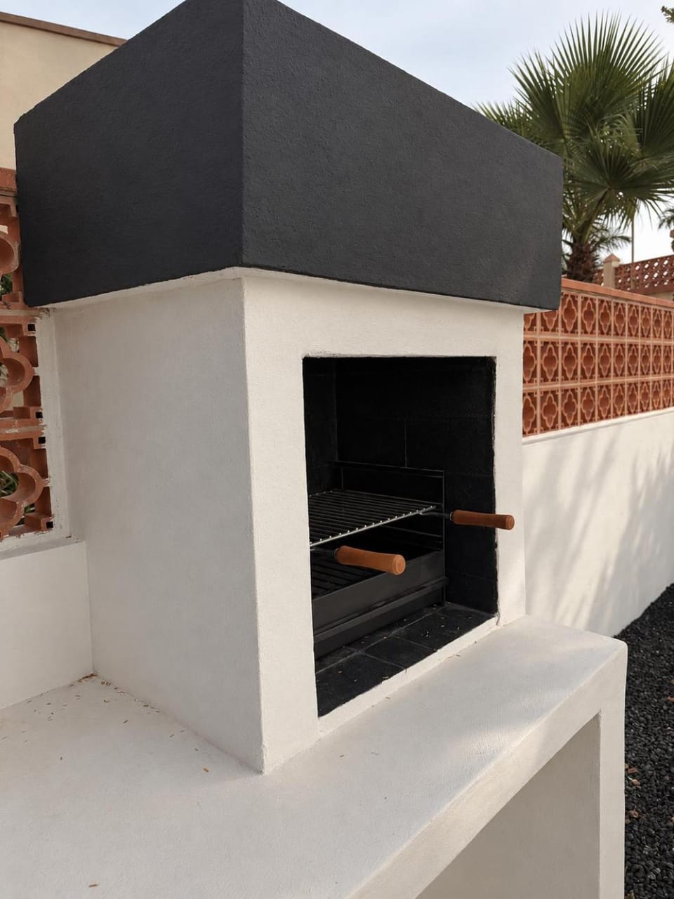 BBQ facilities, BBQ facilities