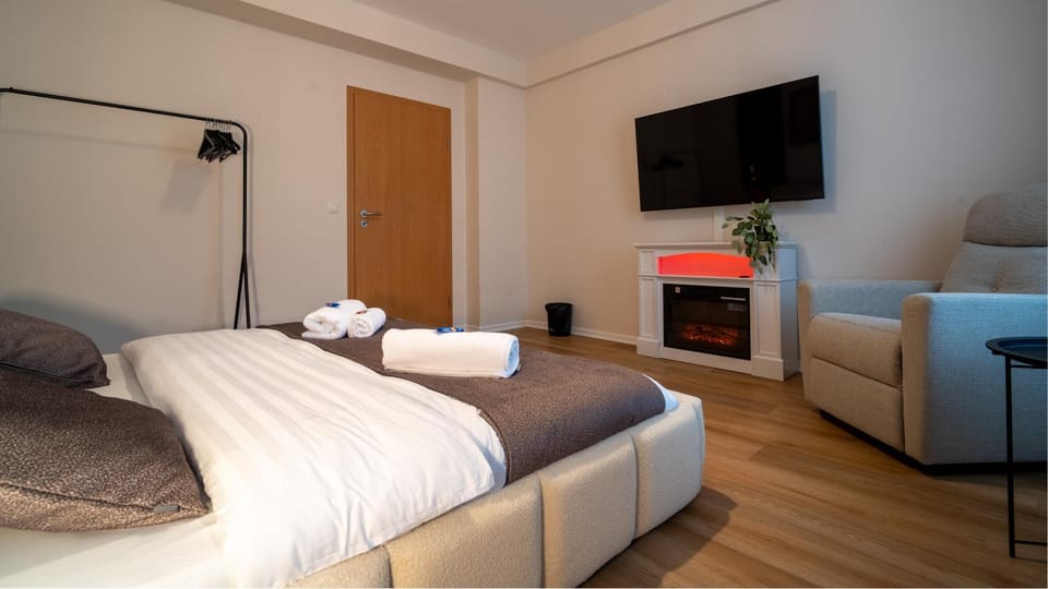 HAN Frankfurt 4 Bedrooms 8 Guests Group Stay Apartment in Offenbach
