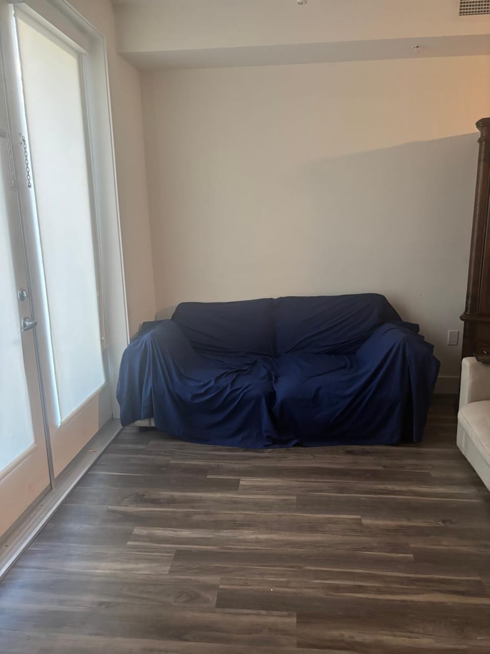 In the Heart Of Northridge Apartment in Northridge