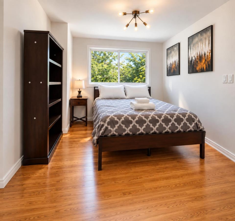 The Mercer Haven House in Mercer Island