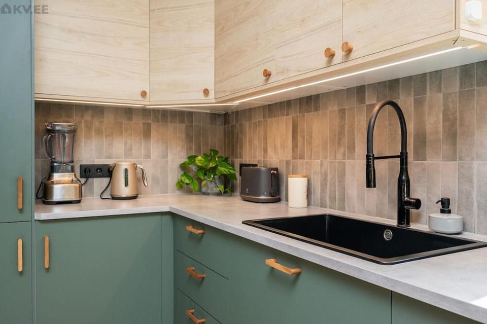 Coffee/tea facilities, Kitchen or kitchenette, stove, toaster