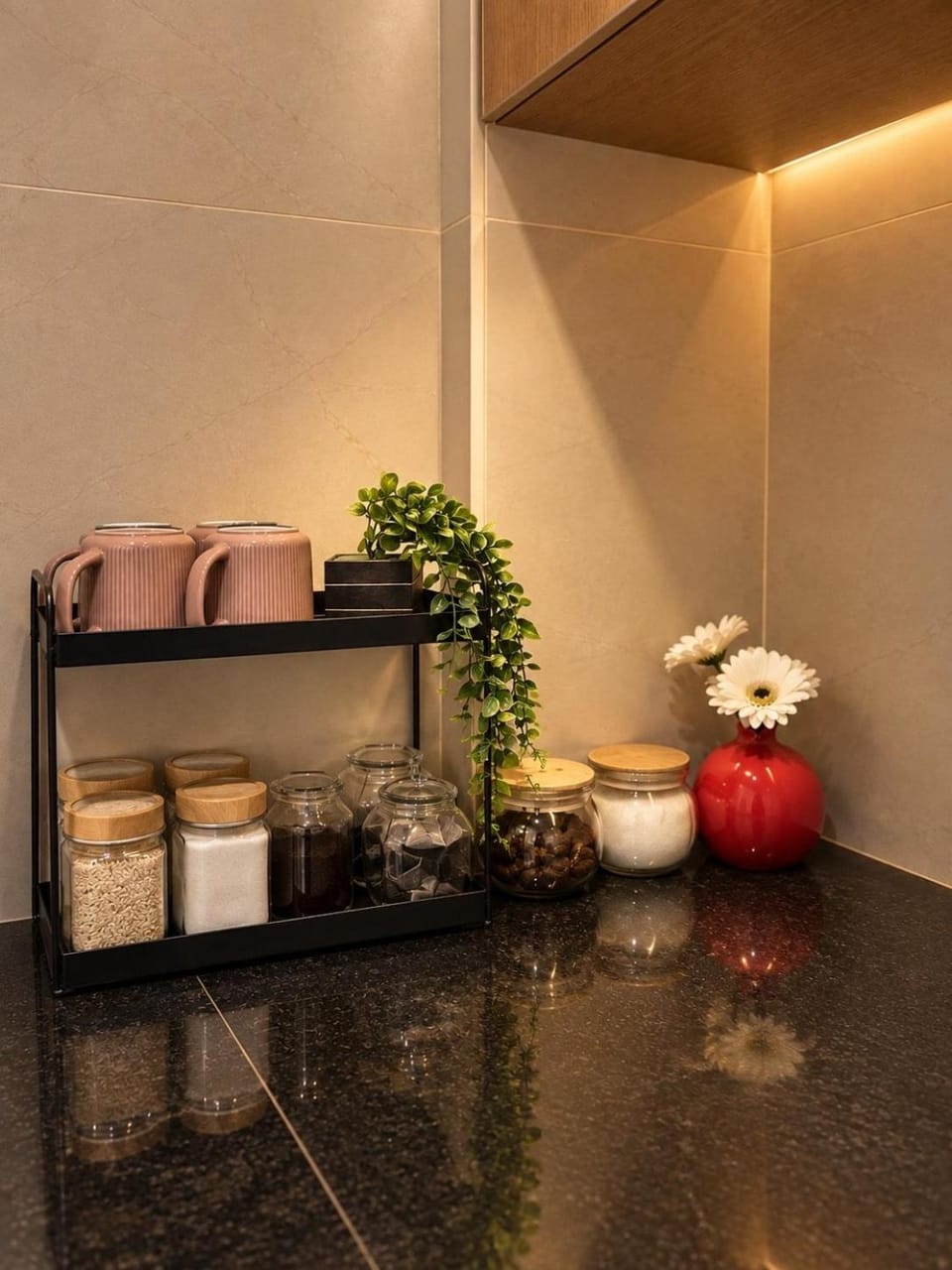 The Cozy Hive - Fantasy Room & Luxe Dreamy 2BHK Apartment in Bengaluru