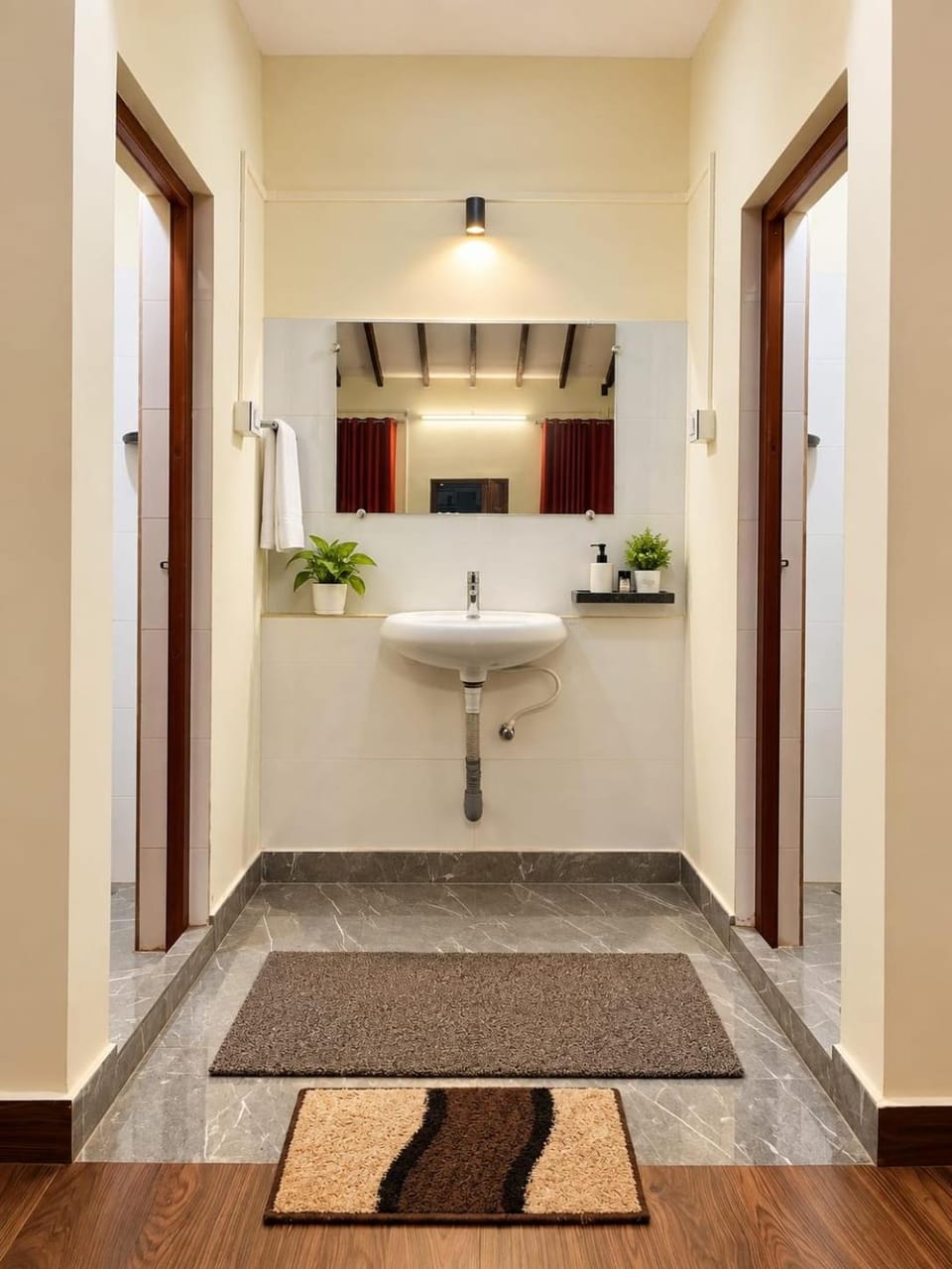 Heaven stay Hotel in Karnataka