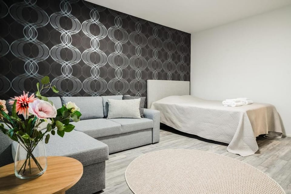 Bed, Living room, Seating area