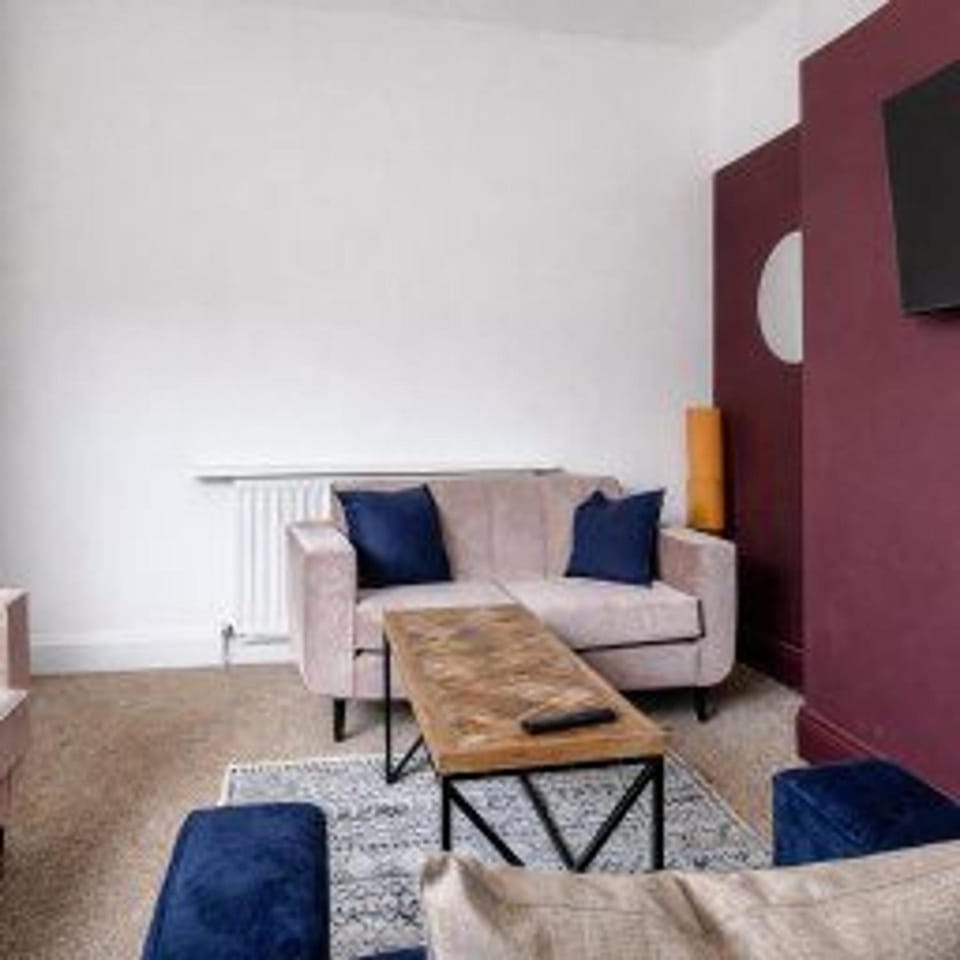 Central Sunderland - House - Stay 6 - Near Stadium House in Sunderland