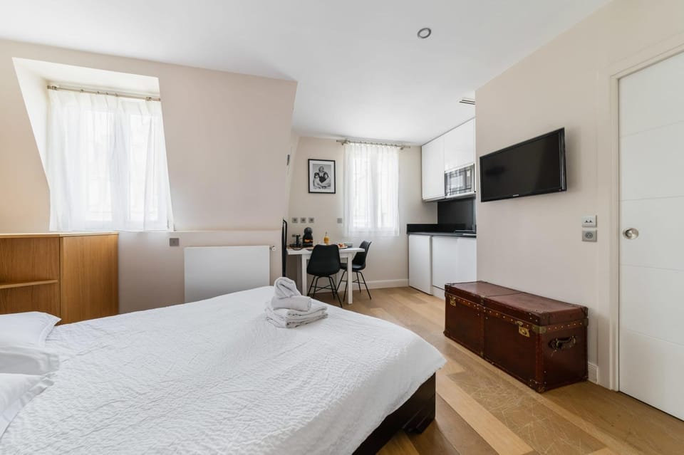 Studio refait a neuf paris 17 climatisation - 2P Apartment in Paris