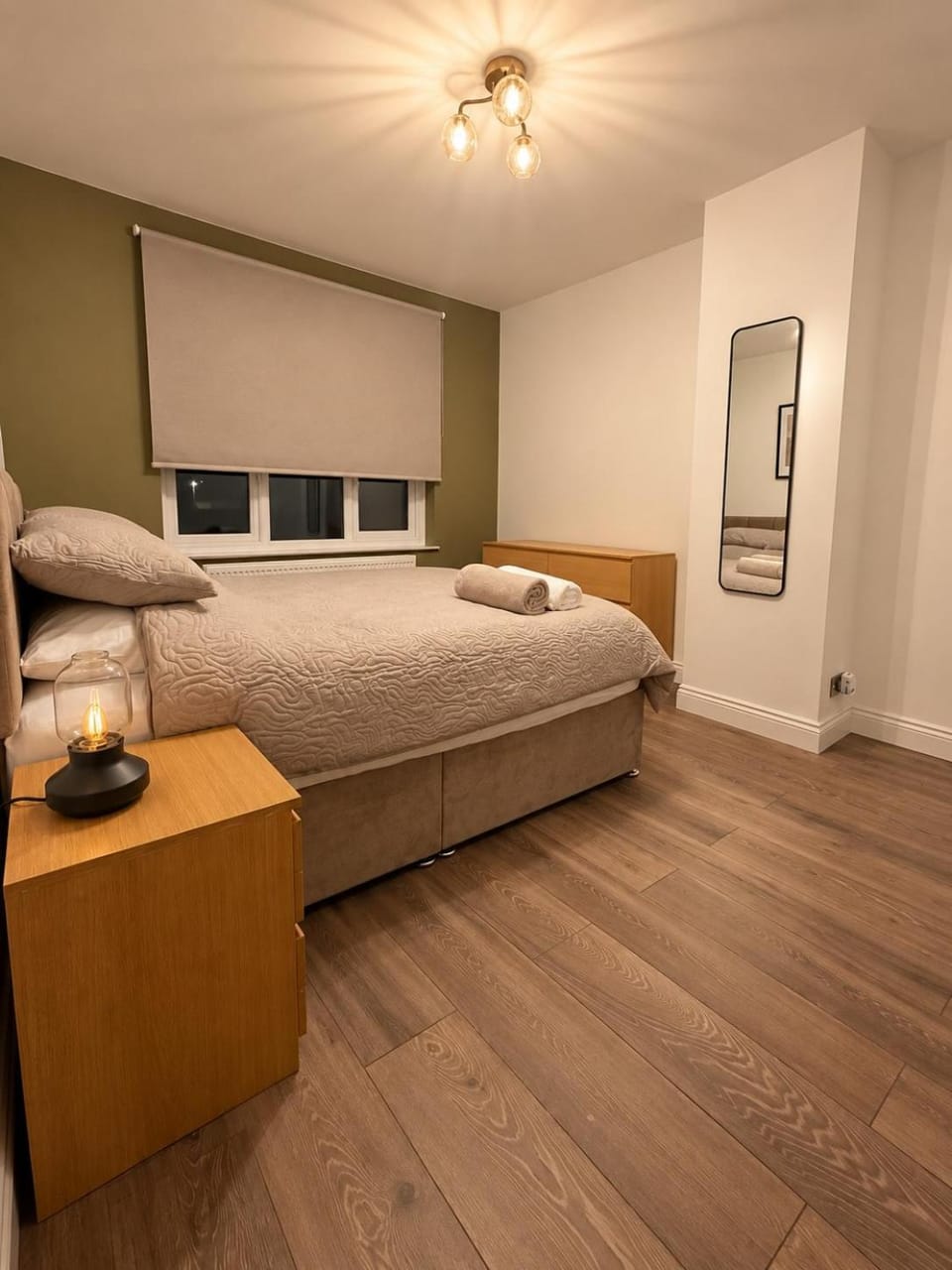 Stylish 3-Bed Home - Modern, Spacious & Cosy House in Luton