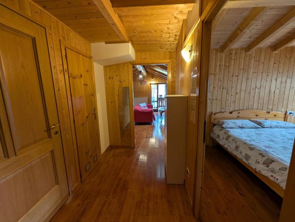 Loft La Cà,2 bedroom apt relax,skiresort,trekking Apartment in Province of Brescia
