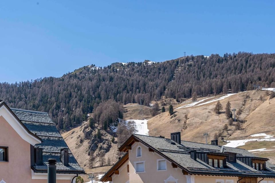 Dimora Classica stile Engadinese a 2 passi Marguns Apartment in Saint Moritz