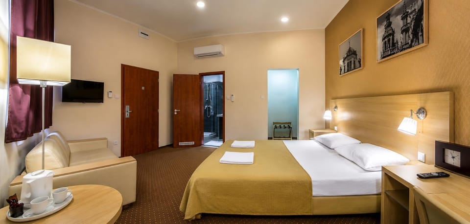 Budapest Citi Guesthouse - contactless self check in Bed and Breakfast in Budapest
