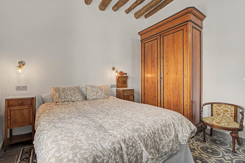 Living room, Bedroom