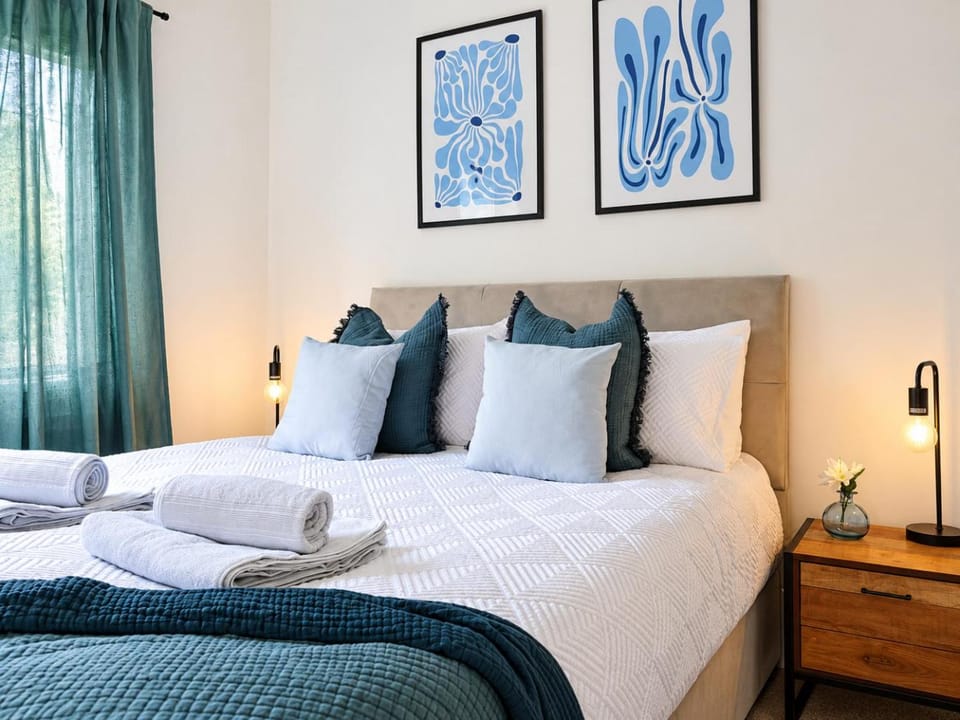 Central Stay Parking Garden Sleeps 6 House in Newcastle upon Tyne