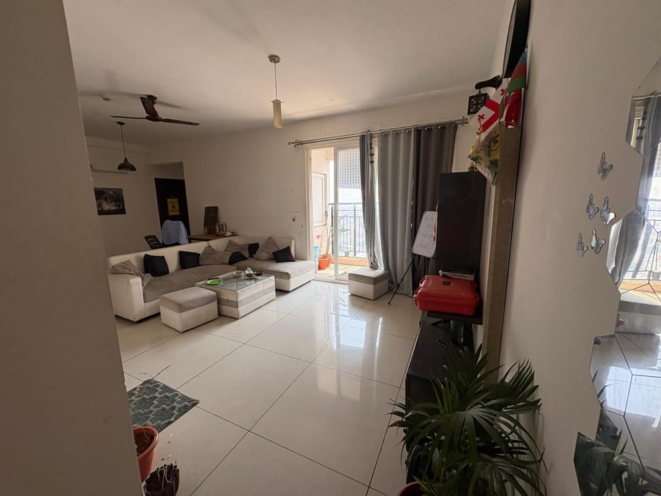 Hill View Cozy Homes Apartment in India