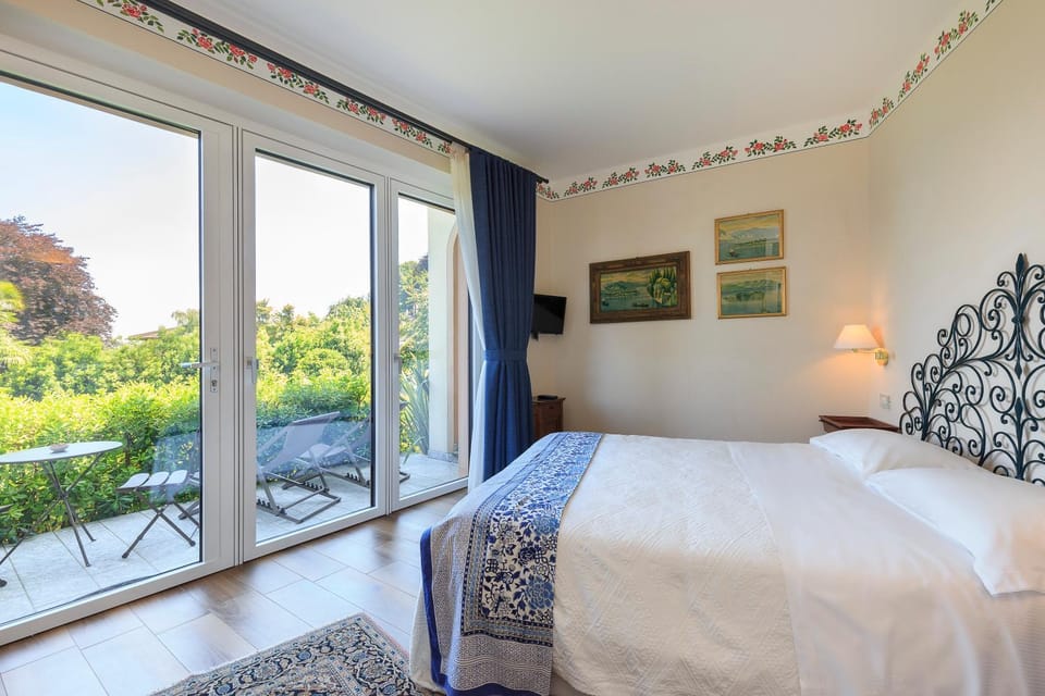 Villa Rubino Apartment con giardino e jacuzzi vista lago Apartment in Stresa