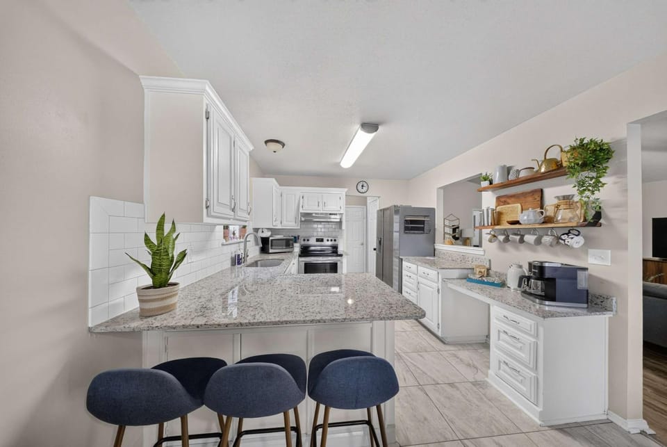 Joy House - Stylish Stay in Central Fayetteville House in Fayetteville
