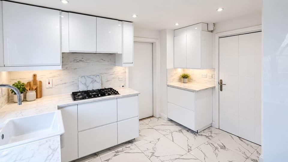 Kitchen or kitchenette, dishwasher, minibar, oven, pet friendly, stove