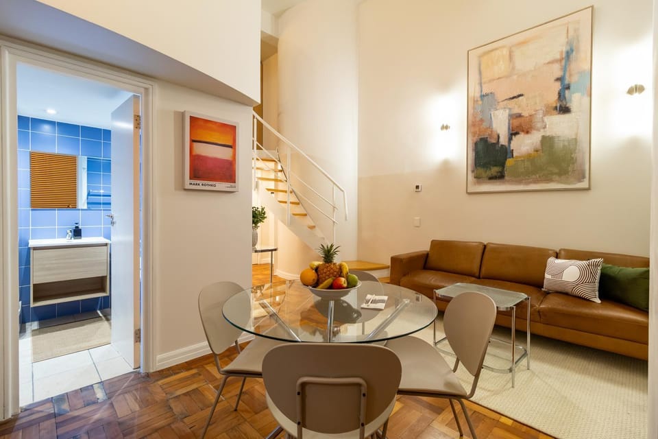 Bathroom, Seating area, Dining area