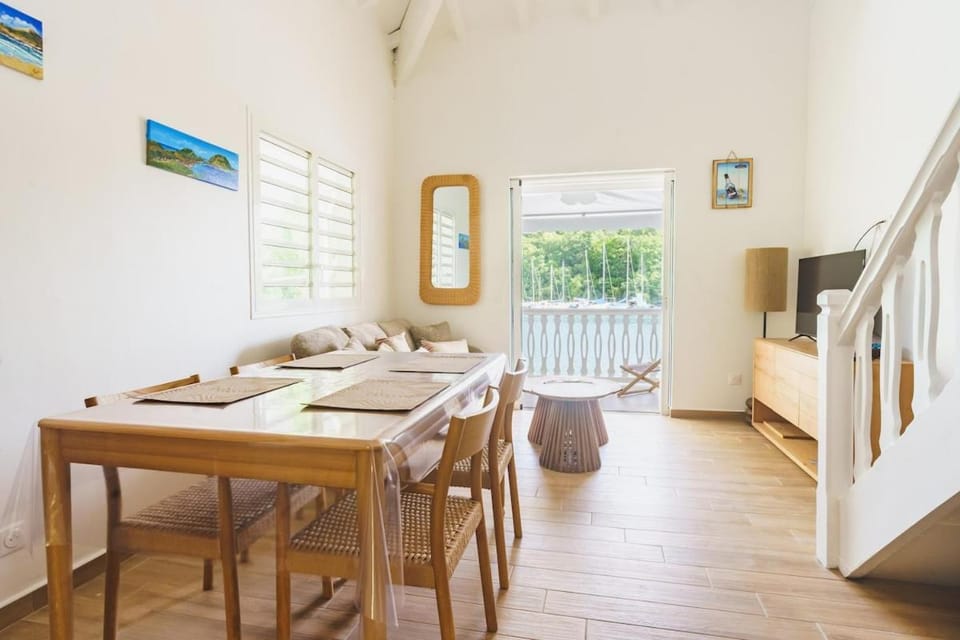 Duplex de charme avec vue sur la Marina et citerne Apartment in Le Gosier