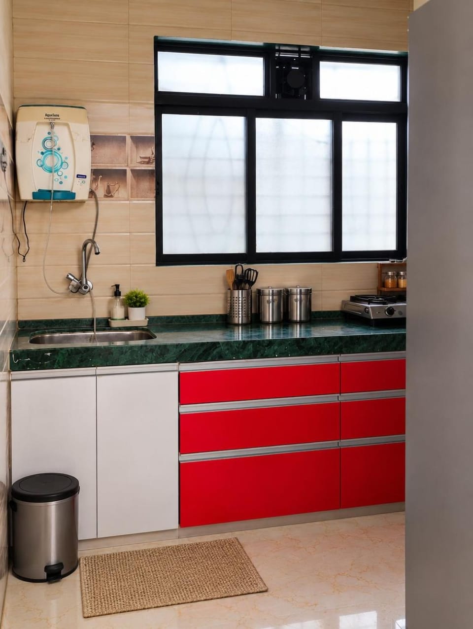 Nanavati hospital and school home Apartment in Mumbai