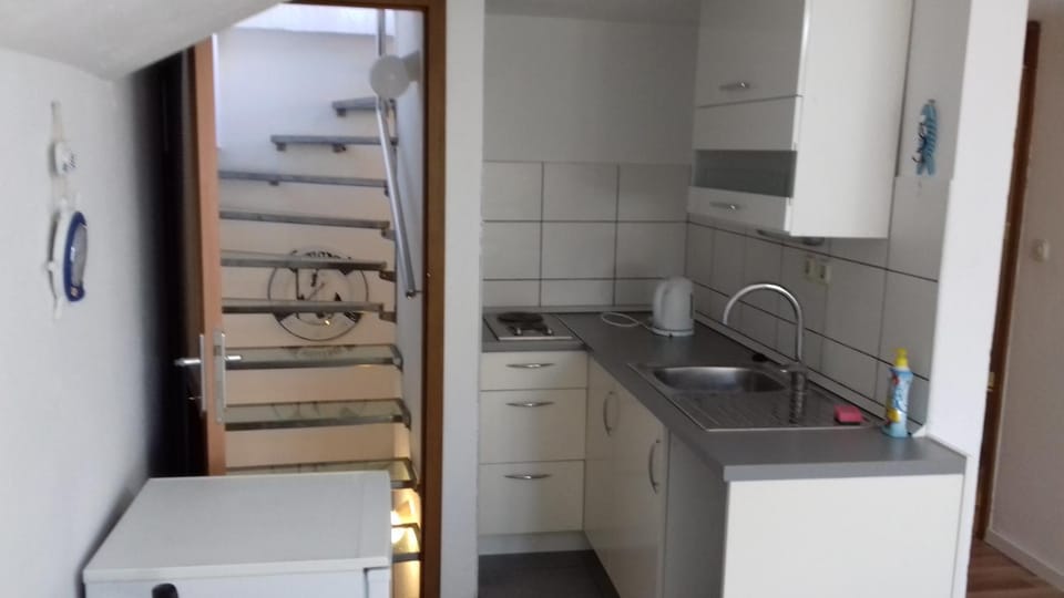 Apartments MIME - Small House Apartment in Šibenik-Knin County, Croatia