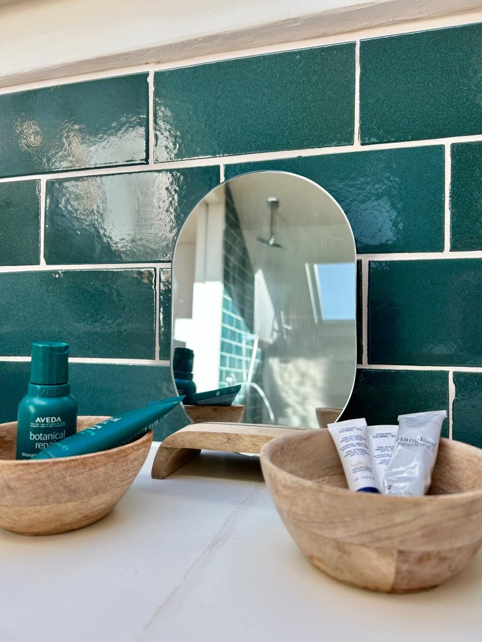Bathroom, Decorative detail