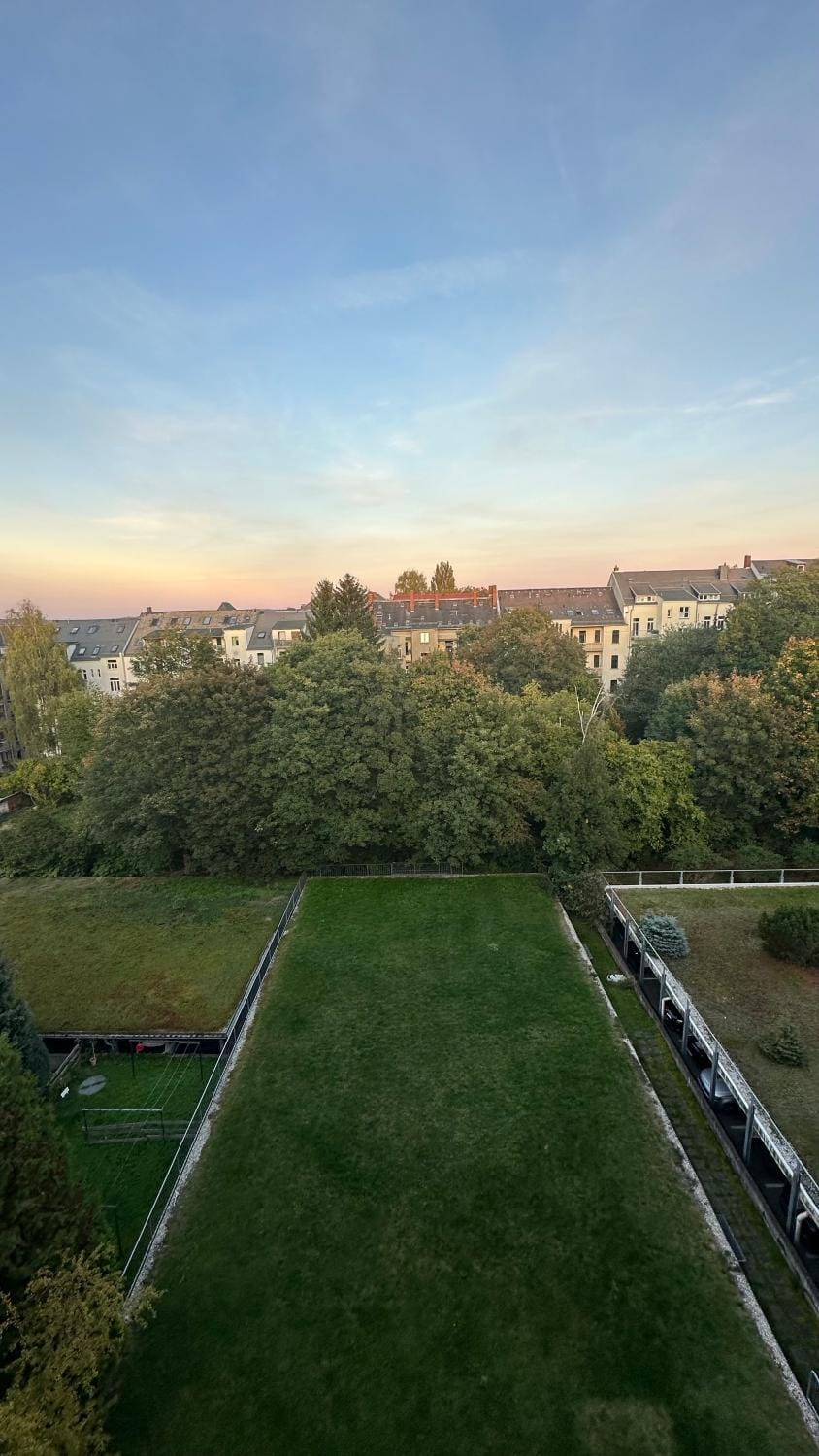Großzügiges rooftop Apartment mit Weitblick Business und privat Apartment in Chemnitz