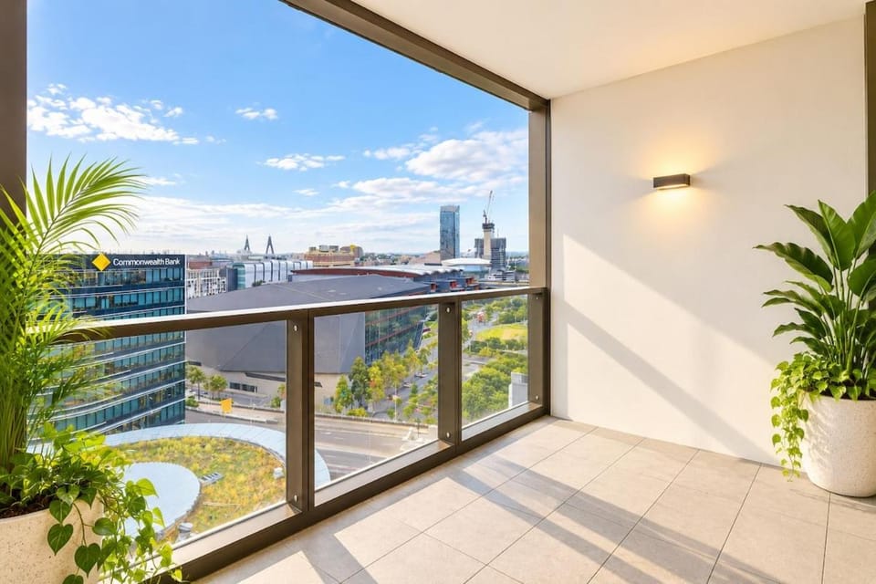 Modern 2BR & Harbour view & Pool & Darling Square Apartment in Surry Hills