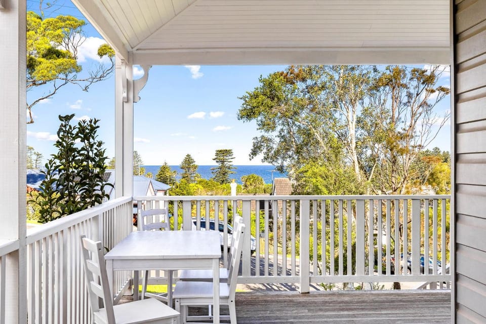 Patio, Spring, Day, Natural landscape, View (from property/room), Balcony/Terrace, Dining area