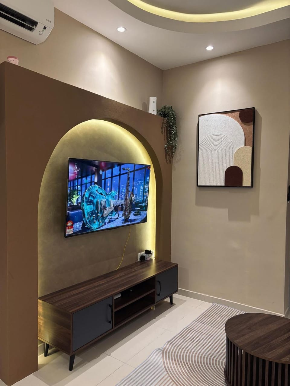 TV and multimedia, Living room, air conditioner