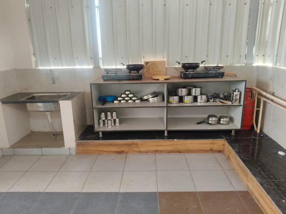 Splendid rooms In Yelahanka near Airport and KIA with Common kitchen 105 Apartment in Bengaluru