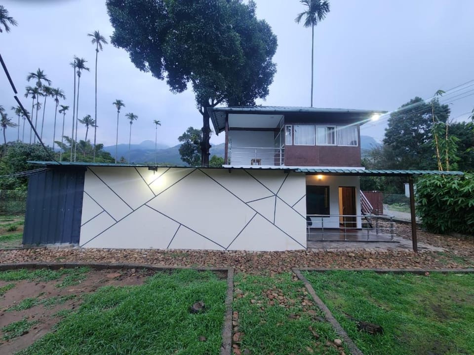 Misty Moon Resort Campground/ 
RV Resort in Kerala