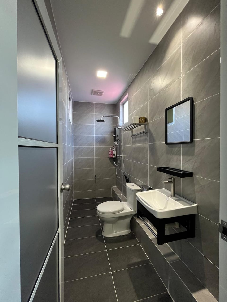 Shower, Toilet, Bathroom, bidet