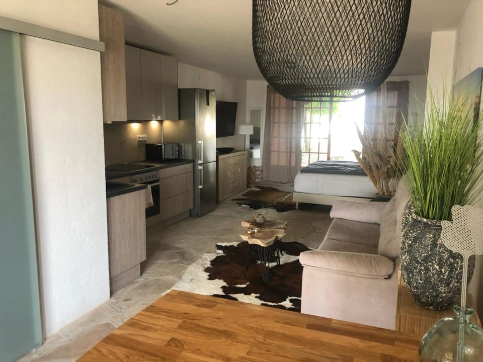 Mediterranes Loft am Strand Apartment in Tarragonès